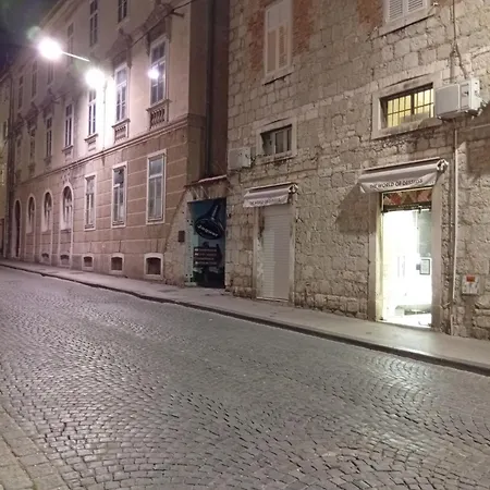 Habibi Come Tu Silver Gate Diocletians Palac Split