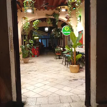 Hostel Habibi Come Tu Silver Gate Diocletians Palac