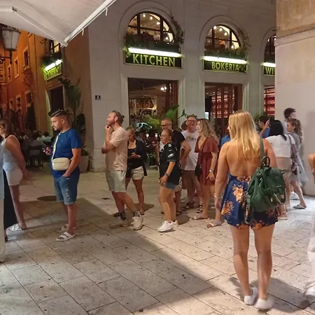 Habibi Come Tu Silver Gate Diocletians Palac *