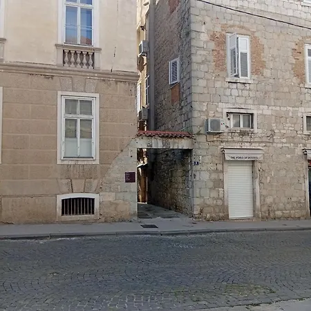 Habibi Come Tu Silver Gate Diocletians Palac * Split