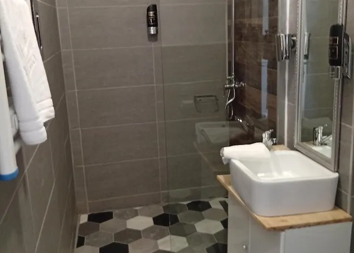 Habibi Tu Silver Gate Diocletians Palac * 斯普利特