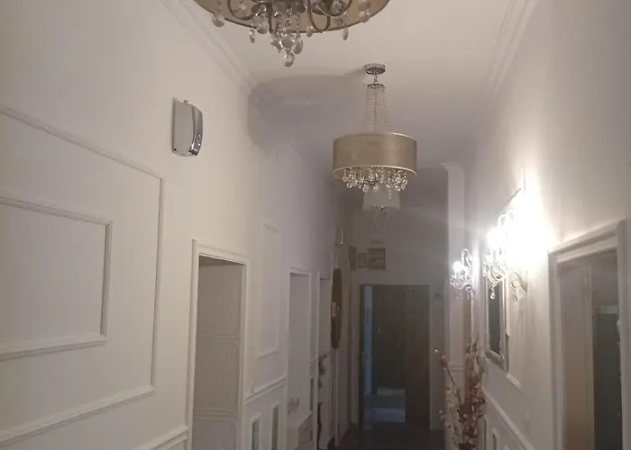 Habibi Tu Silver Gate Diocletians Palac 旅馆 *