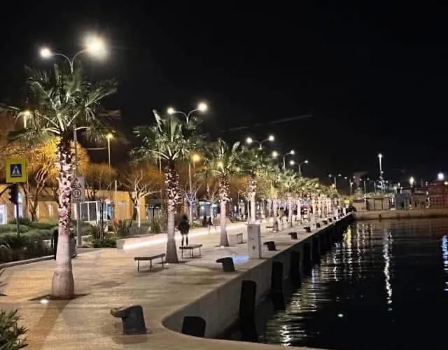 بيت شباب Habibi Tu Silver Gate Diocletians Palac سبليت