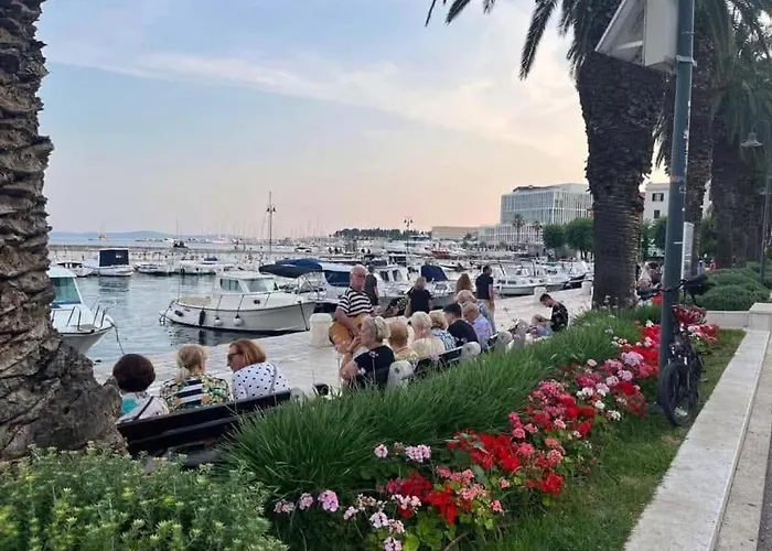 Habibi Tu Silver Gate Diocletians Palac 旅馆 斯普利特