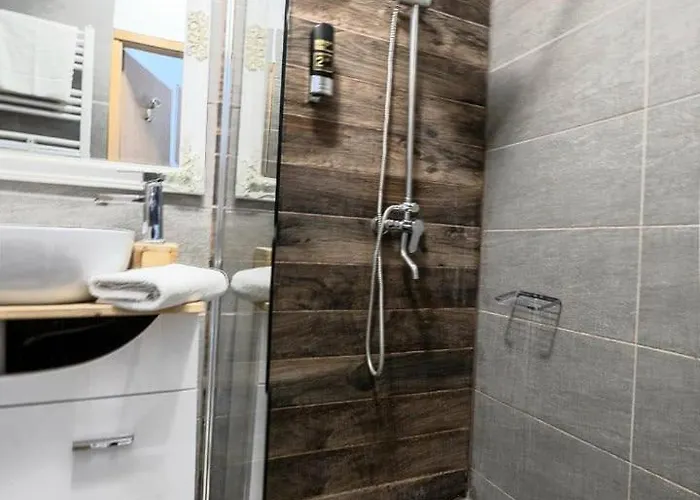 Habibi Tu Silver Gate Diocletians Palac 旅馆 斯普利特