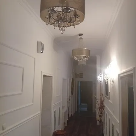 Habibi Tu Silver Gate Diocletians Palac Hostel *