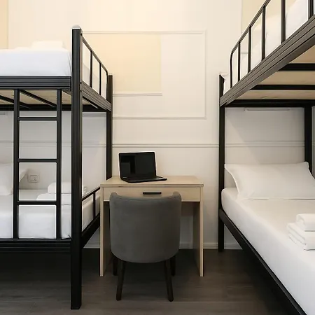 Habibi Tu Silver Gate Diocletians Palac