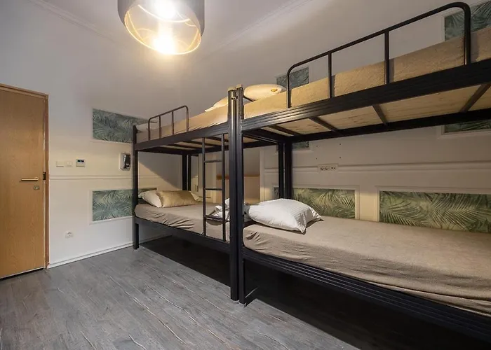 Hostel Habibi Tu Silver Gate Diocletians Palac Split