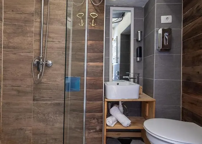 Habibi Tu Silver Gate Diocletians Palac Hostel Split