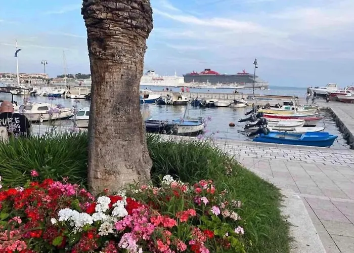 Habibi Tu Silver Gate Diocletians Palac ホステル